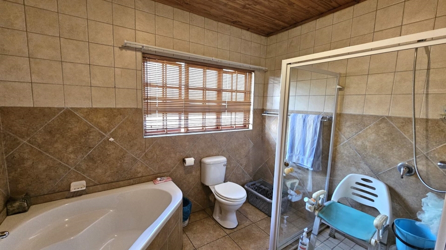 3 Bedroom Property for Sale in Melodie North West